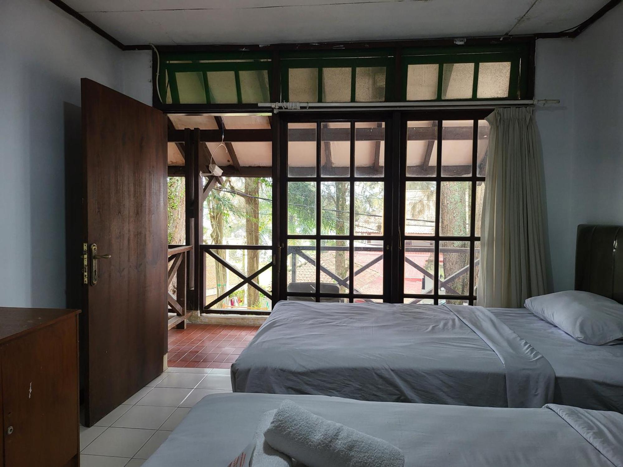 Hotel Pandu Lakeside Tuktuk Room photo